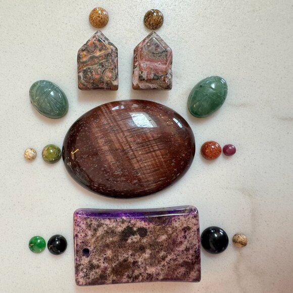 Cabochon Gemstone and Pendant Lot with Jade, Jasper, Carved Scarab and More - Picture 16 of 16